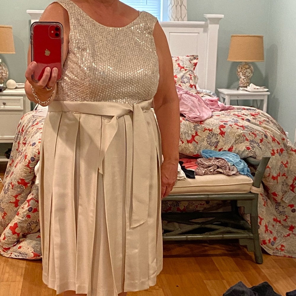 Calvin Klein cocktail dress. - Picture 6 of 6